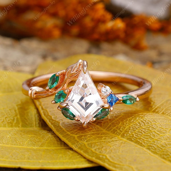 Kite Cut Moissanite Engagement Ring, Solid Gold Ring, Art Deco Wedding Ring, Dainty Promise Ring, Emerald & Sapphire Ring, Handmade Jewelry