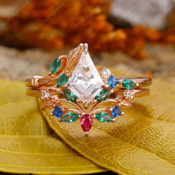 Kite Cut Moissanite Wedding Ring Set, Stackable Ring, Art Deco Bridal Ring Set, Dainty Promise Ring, Emerald & Sapphire Ring, Handmade Ring