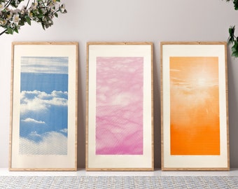 Raster Himmel Wolken Blau Rosa Orange Siebdruck Siebdruck Handgefertigter abstrakter Triptychon Siebdruck