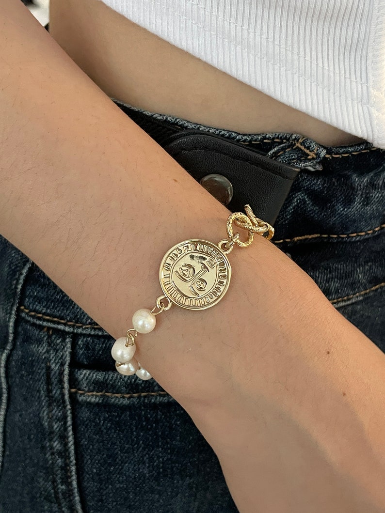 Greek Coin Charm Bracelet, Antique Asymmetric Baroque Pearl Bracelet, Gold Filled Dainty Bracelet, Chunky Chain Bracelet, Gift for Lovers