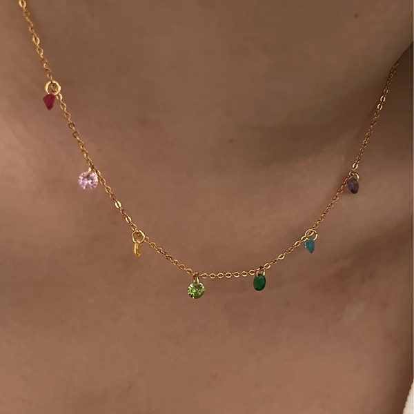 Multi edelsteen gouden charme ketting; Kleurrijke regenboog gouden ketting; Sierlijke 18K gouden gelaagde choker; Cadeau voor moeder, verjaardagssieraden voor haar