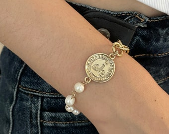 Coin Pendant Charm Pearl Bracelet, Retro Boho Style Bracelet, Greek Coin Jewelry, Gold Dainty Bracelet, Chunky Chain Bracelet, Gift for her