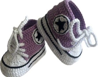 Handmade crochet baby booties like the Converse all-star, Gender Neutral Baby Crib Shoes, Newborn Allstar Sneakers, Baby Shower Gift