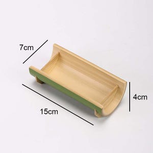 Handcrafted natural bamboo serving plate