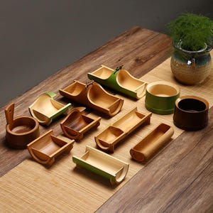 Handcrafted natural bamboo serving plate