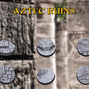 Può includere: Sei basi rotonde in resina, di colore grigio e con texture, con disegni di ispirazione azteca. Le basi sono progettate per essere utilizzate nei giochi da tavolo e nei giochi di guerra in miniatura.