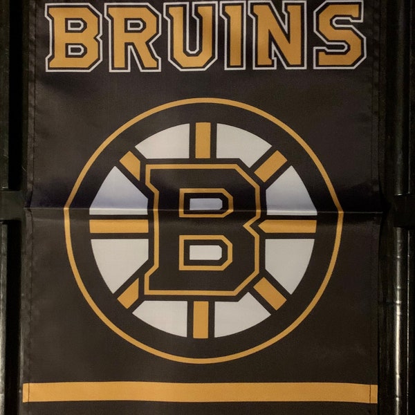 Boston Bruins garden flag