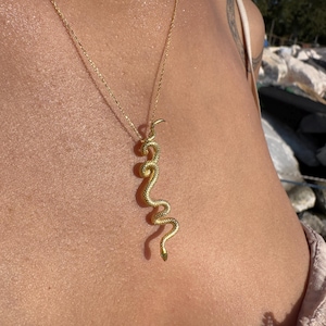 925 Sterling Silver Snake Necklace, Realistic Snake Pendant, Serpent Necklace, Dainty Snake Charm, Gothic Snake Necklace,Gothic Gift for Her