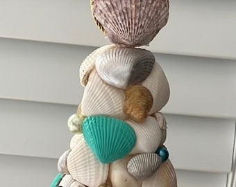 Árbol de conchas marinas artesanales