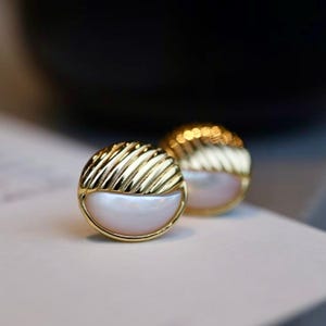 Unique Oval mother of pearl stud earring\Natural mother of pearl stud 925 silver\Wedding earring\Bridal earring\white gemstone earring women