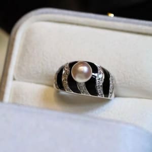 Natural Pearl Ring Silver|Vintage Antique Pearl ring|Statement Pearl ring Women|Elegant June Birthstone Pearl ring|Round Real Pearl band