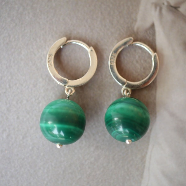 Natural Malachite Earrings Set in 925 silver-Balancing Calming Spiritual Protection-Hemisphere silver malachite earrings/Vintage earrings