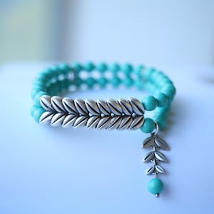 Unique turquois bracelet with 925 sterling silver leave/Double strand turquoise bracelet/Balancing prayer beaded bracelet/Best friend gift