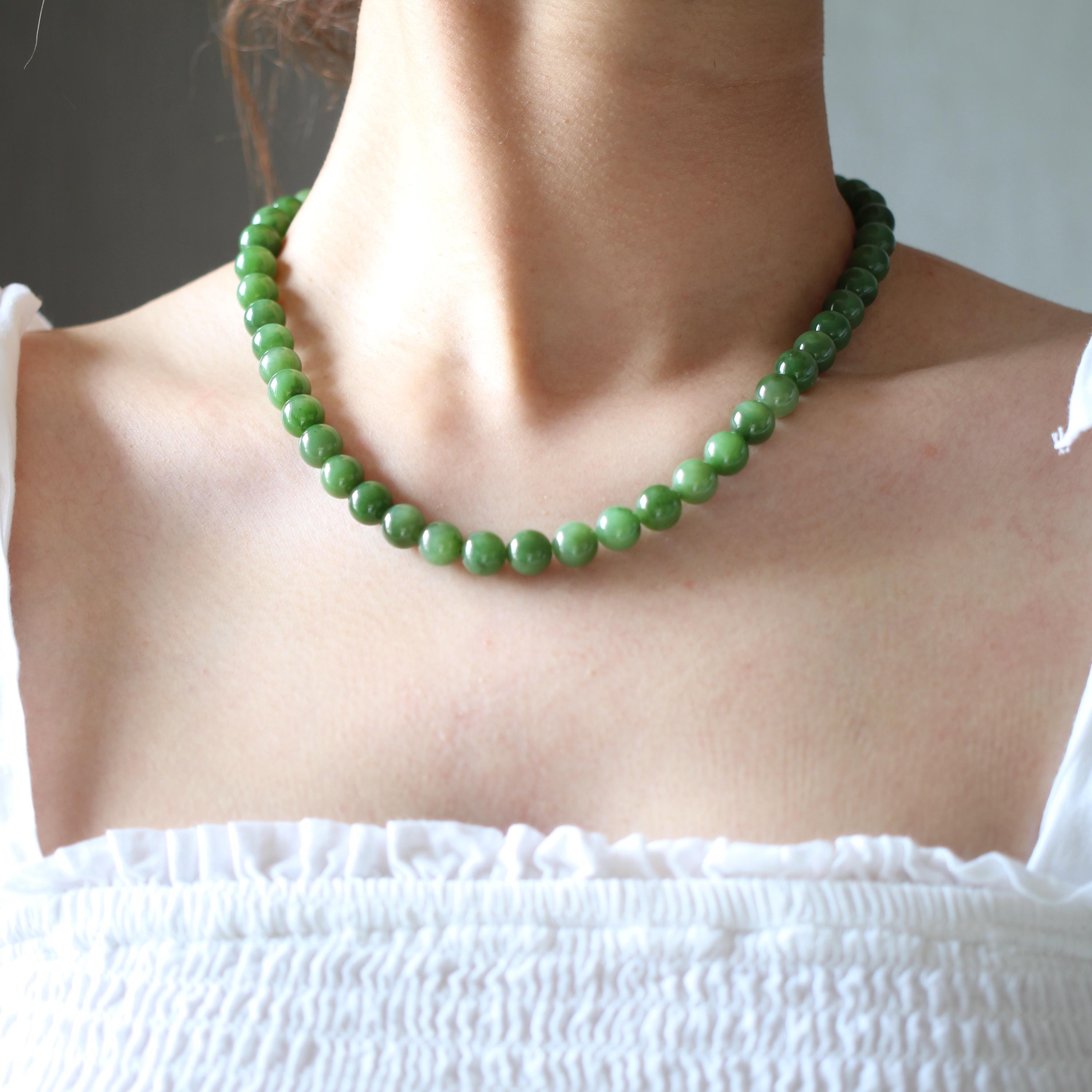 天然の鮮やかなグリーン翡翠ビーズネックレス シルバー|高品質翡翠