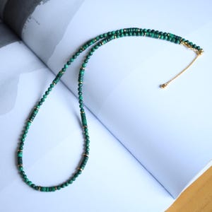 Natural Malachite Stacking necklace silver|Genuine Malachite choker necklace|Handmade vintage malachite necklace\Unique malachite bracelet