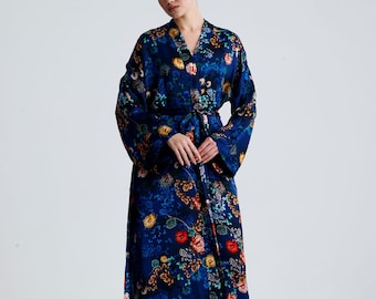 Kimono de seda floral, bata larga para estar en casa