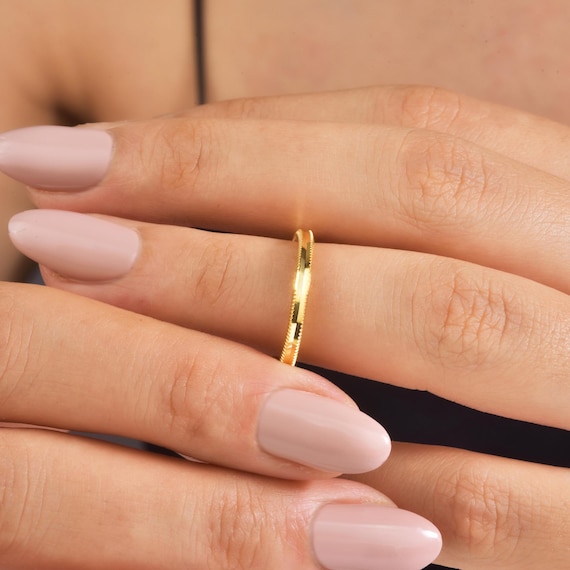 Anello impilabile ultra sottile in oro rosa, super sottile, extra sottile, sottilissimo, snello, riempito in oro rosa 14k, impilabile, delicato, sfilacciato, 0,7 mm - Italia