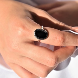 Black Onyx Ring, Women&#39;s Onyx Ring, Onyx Ring, Onyx Engagement Ring, Silver Onyx Ring, Mother&#39;s Day Gift, Black Stone Ring, Gold Onyx Ring
