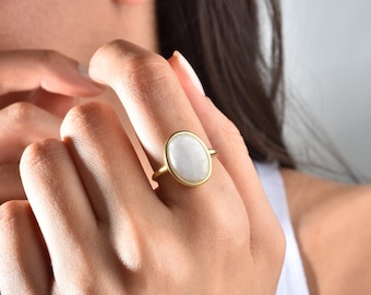 Natural Moonstone Ring, Moonstone Jewelry, Sterling Silver Moonstone Ring, Gold Ring, Bohemian Moonstone Ring, Handmade Vintage Ring