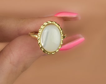Mother Of Pearl Ring, White Stone Ring, Pearl Ring, Gold Ring, Mother's Day Gift, Gift For Mom, Silver Ring, Mother Of Pearl Gold Ring