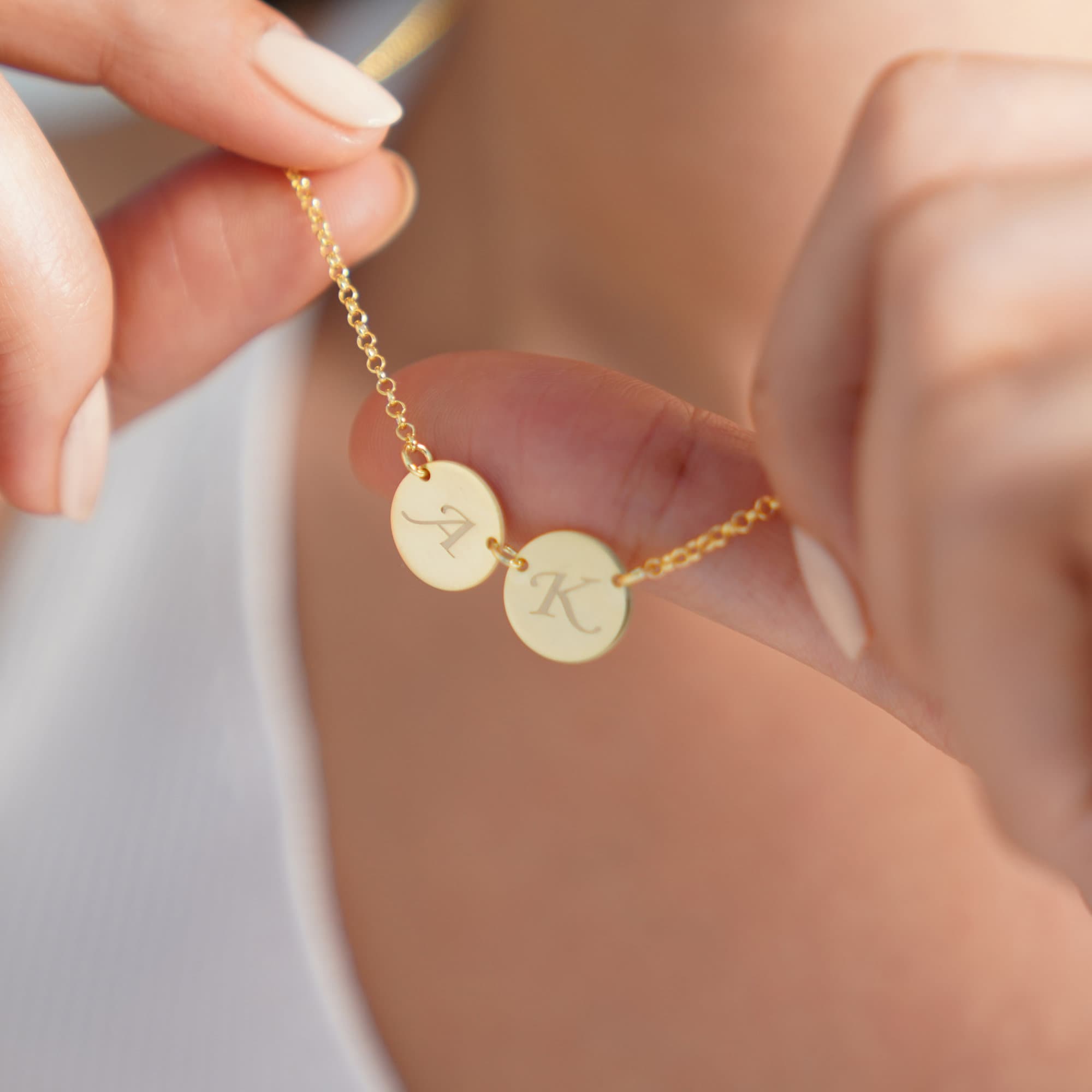 Monogram Dis Personalized Gold Disc Necklace, Family Name Necklace, Dainty Initial ...