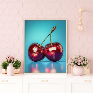 Disco Kirschen druckbare Wandkunst, Bar Warenkorb Wandkunst, druckbare Wandkunst, trendiges Dopamin-Dekor, Preppy Maximalist Print, rot und blau