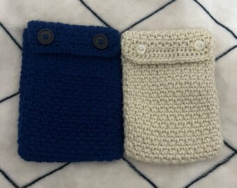 Crochet kindle cover