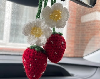 Gehaakt PDF-patroon voor een aardbeienauto