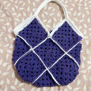 Crochet tote bag