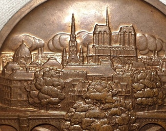 1967 Ile de la cité Paris Notre Dame French art medal signed Turin Hotels industry award