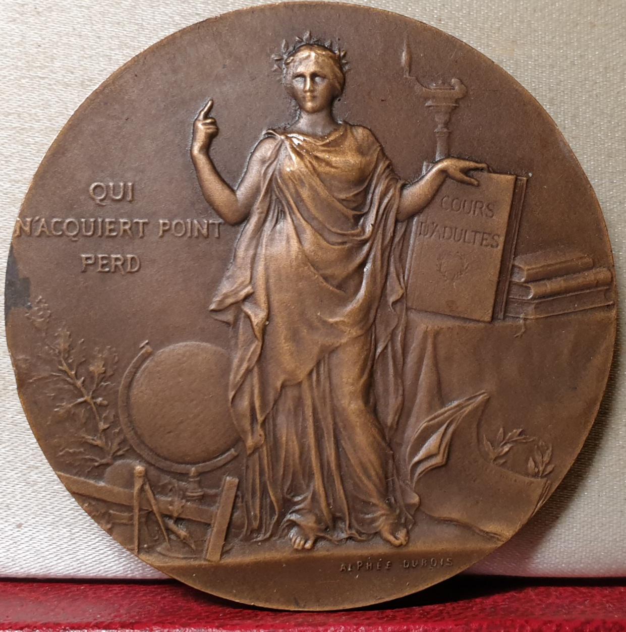 Dubois medal - Etsy 日本