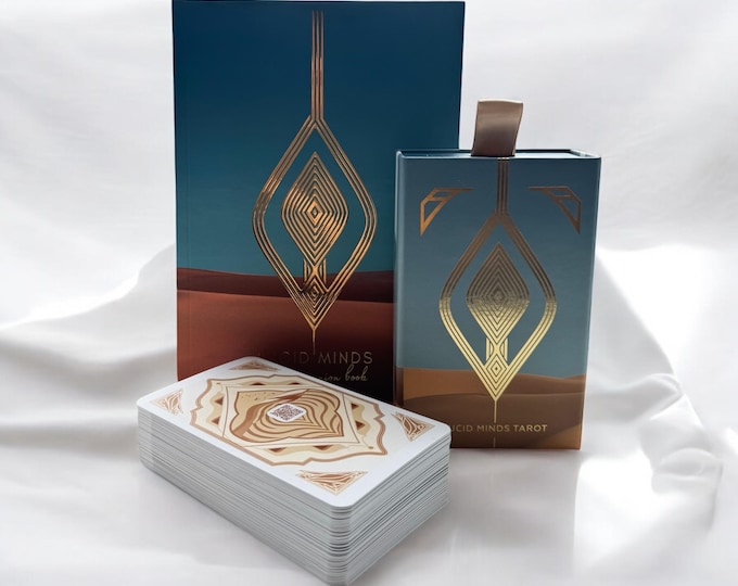 Lucid Minds Tarot Deck: Desert Inspired Cards with Printed Guidebook