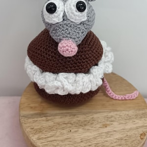 Haakpatroon Muis in een Bossche Bol | PDF Patroon Nederlands & Engels | Amigurumi Muis | Chocolade bol | Digitale download