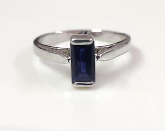 Anel Baguette Iolite: Anel minimalista feito à mão em prata esterlina 925