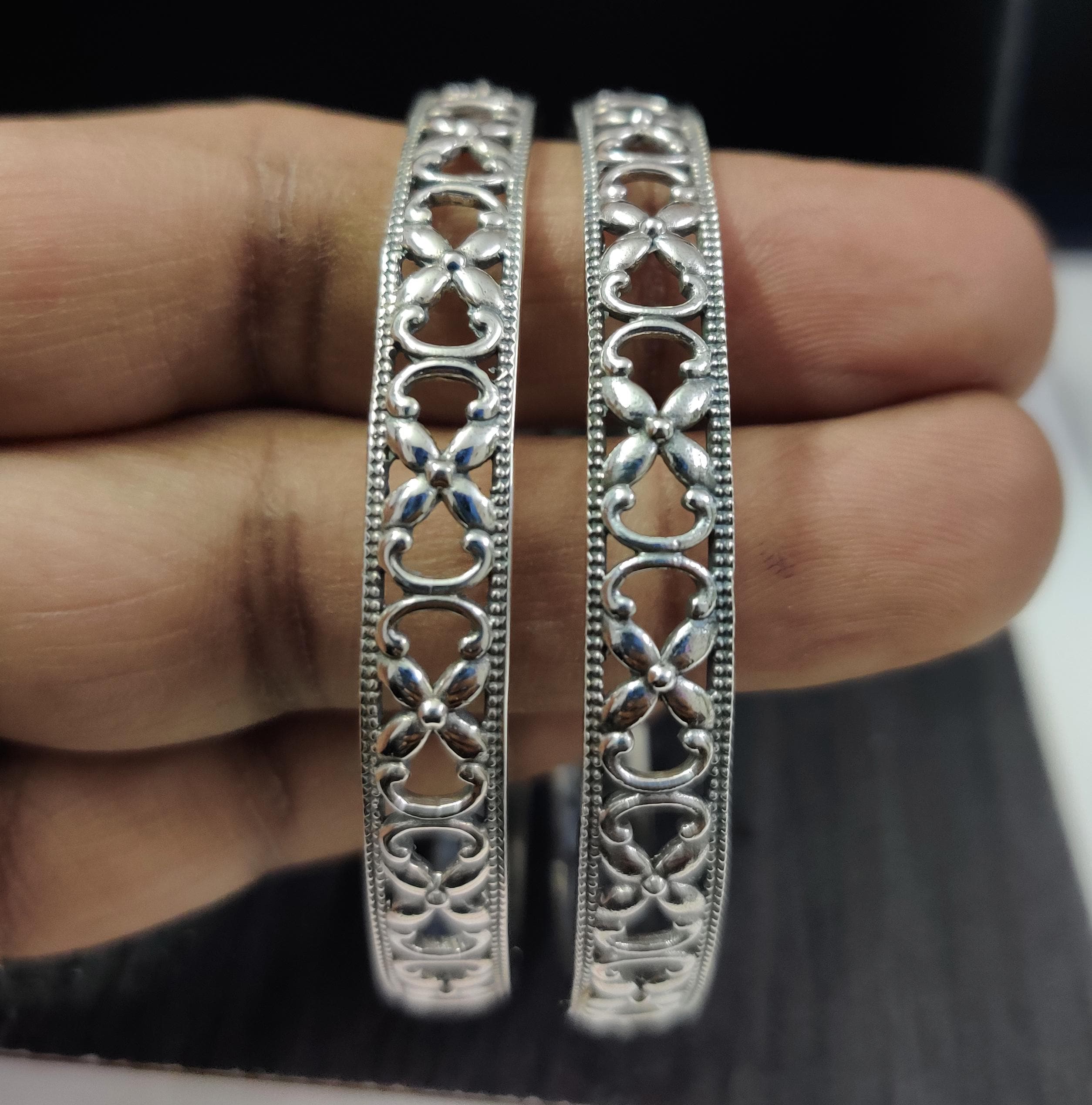 Vintage 925 Solid Sterling Silver Bangle Pair: Oxidized  🖤Vtg Sterling silver bangle main image 0