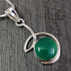 Natural Round Green Onyx Pendant, 925 Sterling Silver, Birthday Gift, Onyx Jewelry, Handmade Pendant, May Birthstone Pendant, Onyx Pendant