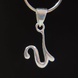 Colgante con letra U pequeña de plata de ley 925, colgante tipo alfabeto de plata, colgante con letra U cursiva, regalo de cumpleaños para ella, regalo para esposa