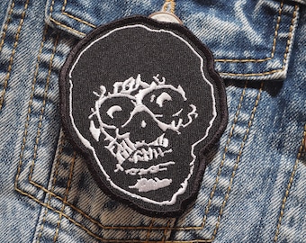 THEY LIVE inspirado em patch bordado de caveira