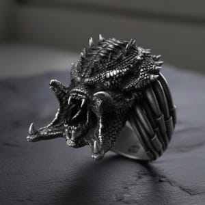 Predator Ring , Alien , 925 Sterling Silver , 3D Print , 3d printed Jewellery , 3d Printed , Oxidized , Skull Ring , Man Ring , Movie Ring