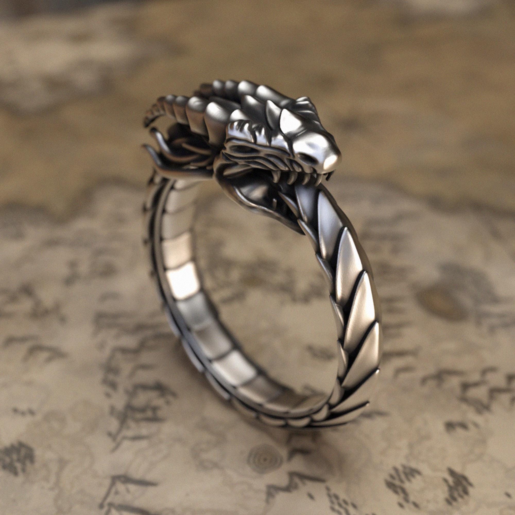 here's OUROBOROS SIGNET RING 13号 Shop Signet Rings