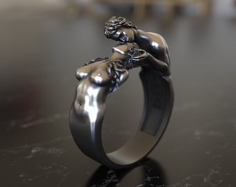 Two Lovers Kissing Ring - 925 Sterling Silver - Romantic Design - Handmade Craftsmanship Symbol of Love Unique Jewelry
