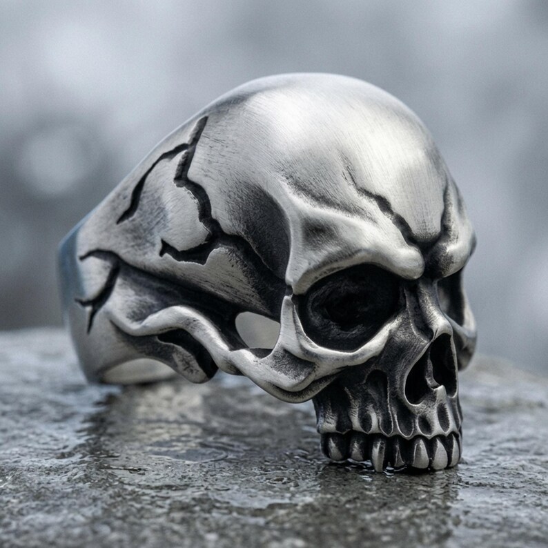 Injured Skull 925 Silver Ring, Unusual Punk Style, Handcrafted, Adjustable Size, Unisex, Unique Gift, Edgy Design, Gothic Fashion Accessory image 12