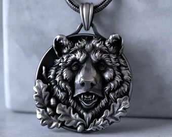 Collar con cabeza de oso de plata de ley 925 con borde detallado de hojas de roble. Poderoso colgante tótem animal para amantes de la naturaleza. Regalo inspirado en la vida silvestre.