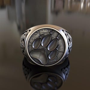 Animal Footprint Ring, 925 Sterling Silver, Nature Inspired Jewelry, Handcrafted Wildlife Design, Gift for Animal Lovers, Paw Print Ring