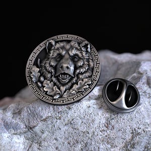Handgemaakte reversspeld berenkop, 925 sterlingzilver, natuurdier totempin, gedetailleerd ontwerp, zilveren broche cadeau voor natuurliefhebbers