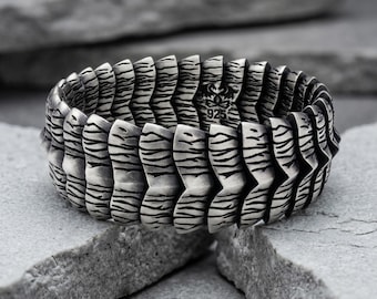 Flexible Coil Ring Sterling Silver 925 - Expandable Band Ring for Men - Handmade Adjustable Ring - Unique Textured Wedding Band Gift