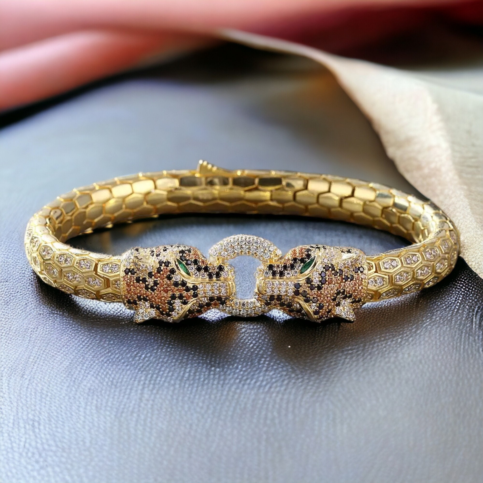 Bracciale Bangle Doppio Con Leopardi Placcato Oro - Gioiello Animalier Smaltato Per Donna - Regalo Moda