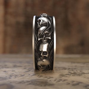 Gorgeous Skull Ring, Handmade Skull Engraved Biker Ring, Men Statement Band, Gothic Jewelry, Sterling Silver Wedding Band, Boyfriend Gift
