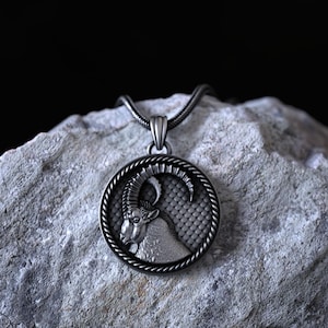 Elegant Capricorn Zodiac Necklace 925 Sterling Silver Goat Head Pendant, Horoscope Jewelry, Astrological Symbol, Unique Zodiac Gift