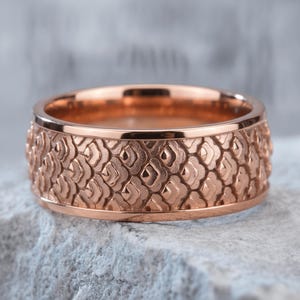 Gold Men Wedding Ring Japanese Art Inspired Wave Pattern Unique Engagement Band Traditional Craftsmanship Timeless Elegance Limited Edition Rose Plated Silver